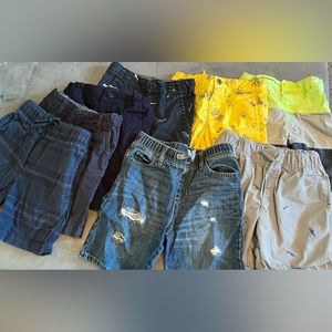 Big lot of size 4 boys shorts, mostly Oshkosh, children’s place & old navy.